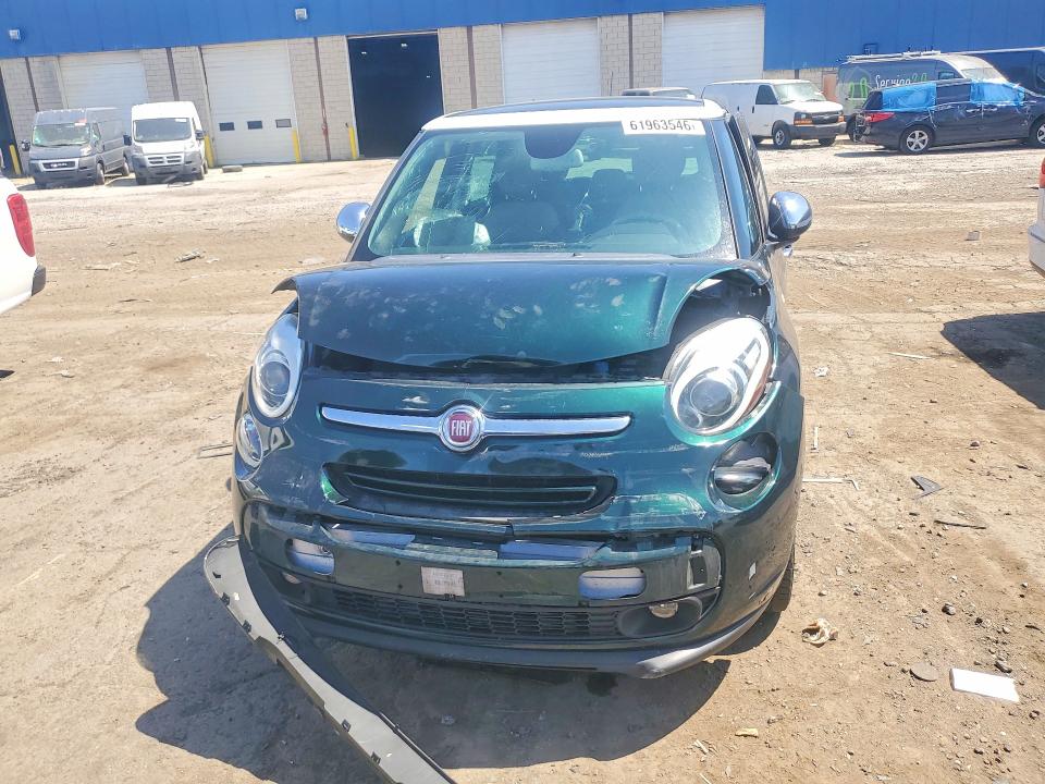 2014 Fiat 500 VIN ZFBCFACH1EZ009010 COPART salvage auction — FRONT END, Salvage Title, sold $400 on 2026-08-07 (photo 5)