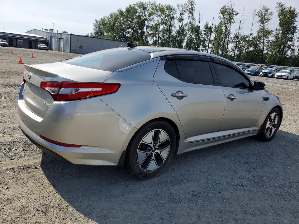 2012 Kia Optima hybrid VIN KNAGM4AD8C5030718 COPART salvage auction — WATER/FLOOD, WA - VEHICLE CERT OF OWNERSHIP-TITL, sold $225 on 2026-07-27 (photo 3)
