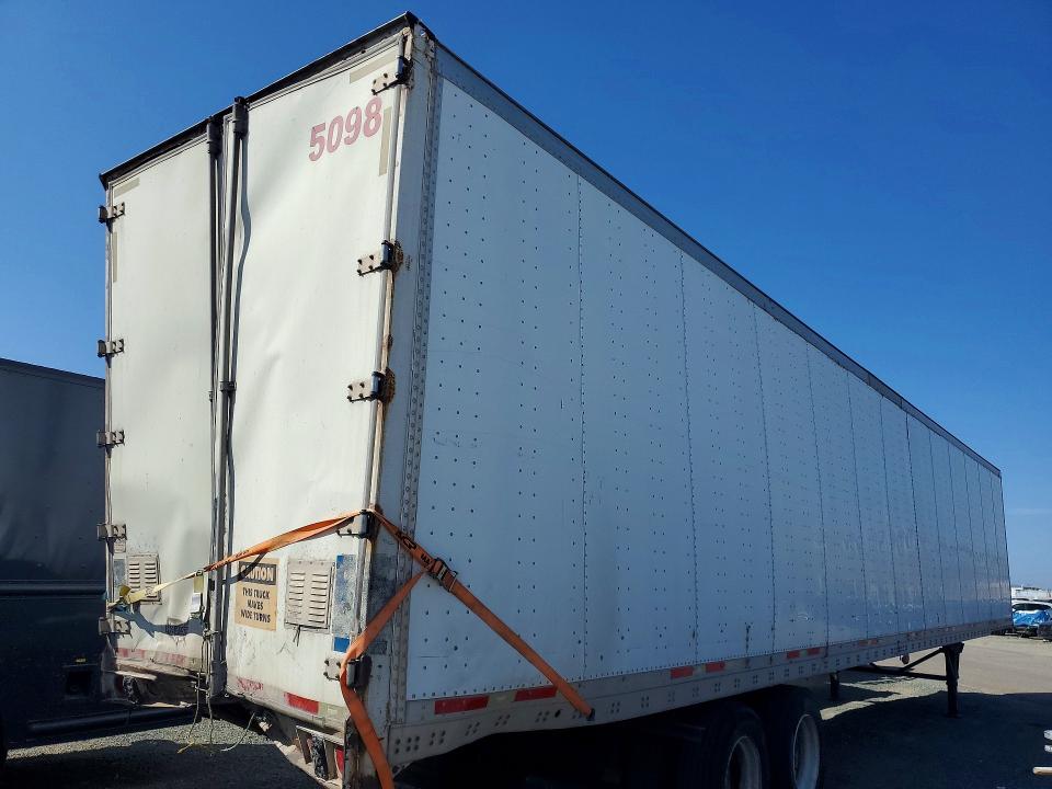 2011 Wabash Unknown VIN 1JJV532V3BL370661 COPART salvage auction — REAR END, CA - SALVAGE CERTIFICATE, sold $375 on 2026-10-08 (photo 3)