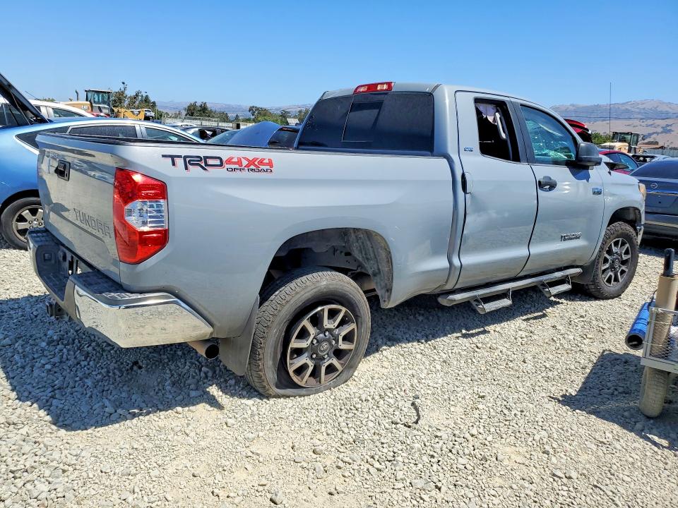 2018 Toyota Tundra VIN 5TFUY5F13JX754090 COPART salvage auction — ALL OVER, CA - DIS/DLR/EXP ONLY CLEAN TITLE, sold $60 on 2026-07-21 (photo 3)