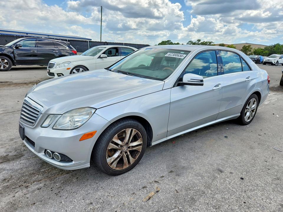 2010 Mercedes-benz E-class VIN WDDHF8HB1AA113480 COPART salvage auction — MINOR DENT/SCRATCHES, Fl - Certificate Of Title, sold $200 on 2026-07-28 (photo 1)