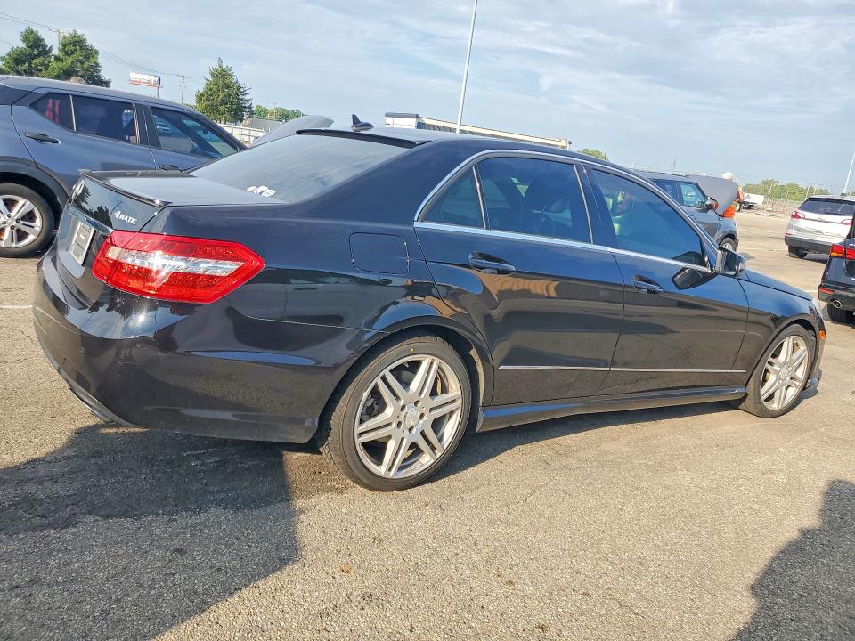 2010 Mercedes-benz E-class VIN WDDHF8HB4AA108385 COPART salvage auction — MINOR DENT/SCRATCHES, Oh - Cert Of Title-Salvage, sold $750 on 2026-07-31 (photo 3)