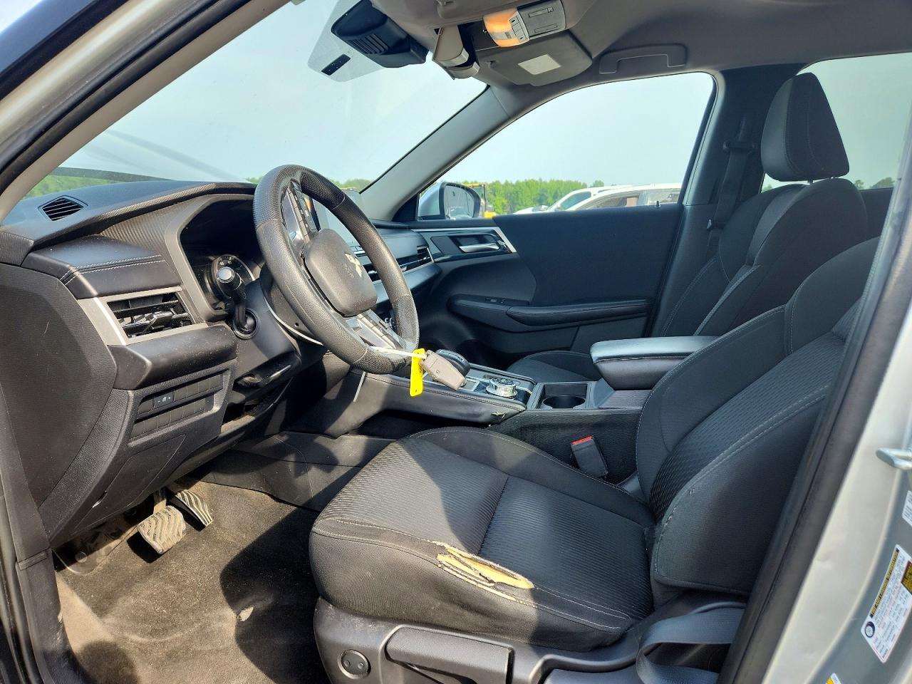 2022 Mitsubishi Outlander VIN JA4J3TA88NZ007244 COPART salvage auction — Minor Dent/Scratches, TN - CERTIFICATE OF TITLE (P), sold $8,200 on 2026-09-11 (photo 7)