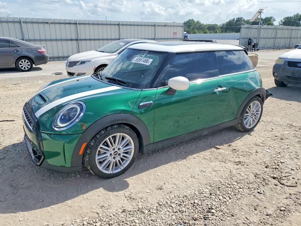 2024 Mini Cooper VIN WMW53DH01R2U75079 COPART salvage auction — REAR END, Ks - Cert Of Title-Salvage, sold $4,250 on 2026-08-04 (photo 1)