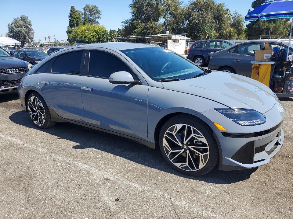 2025 Hyundai Ioniq 6 VIN KMHM34AA1SA116839 COPART salvage auction — UNDERCARRIAGE, Mi - Dis/Dlr/Exp Only Salvage Title, sold $850 on 2026-07-21 (photo 4)