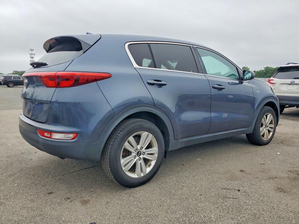 2017 Kia Sportage VIN KNDPMCAC5H7117637 COPART salvage auction — MINOR DENT/SCRATCHES, NY - CERTIFICATE OF TITLE, sold $2,850 on 2026-07-27 (photo 3)
