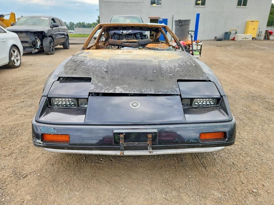 1986 Nissan 300zx VIN JN1CZ14S9GX105693 COPART salvage auction — BURN, On - Permit Irrepairable, sold $175 on 2026-07-28 (photo 5)