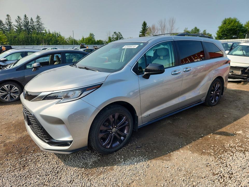 2021 Toyota Sienna VIN 5TDGRKEC7MS051923 — COPART salvage auction photo