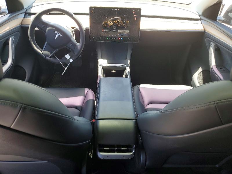 2024 Tesla Model y VIN 7SAYGDED3RA305878 COPART salvage auction — SIDE, Tx - Salvage Vehicle Title, sold $2,900 on 2026-07-24 (photo 8)