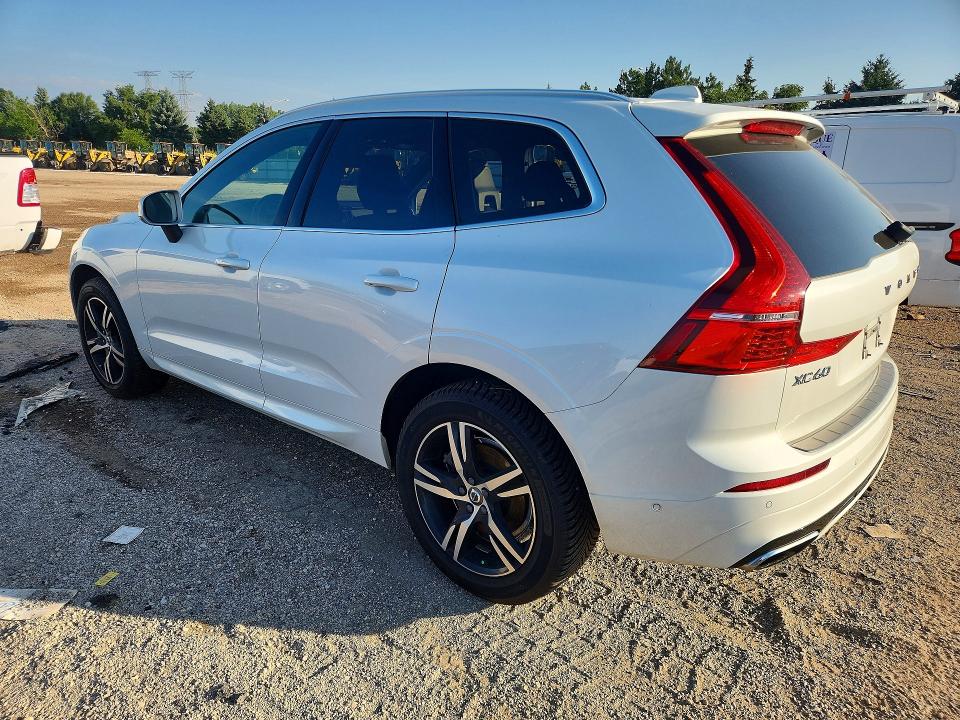 2018 Volvo Xc60 VIN LYVA22RM0JB117680 COPART salvage auction — SIDE, Salvage Title, sold $11,300 on 2026-08-04 (photo 2)