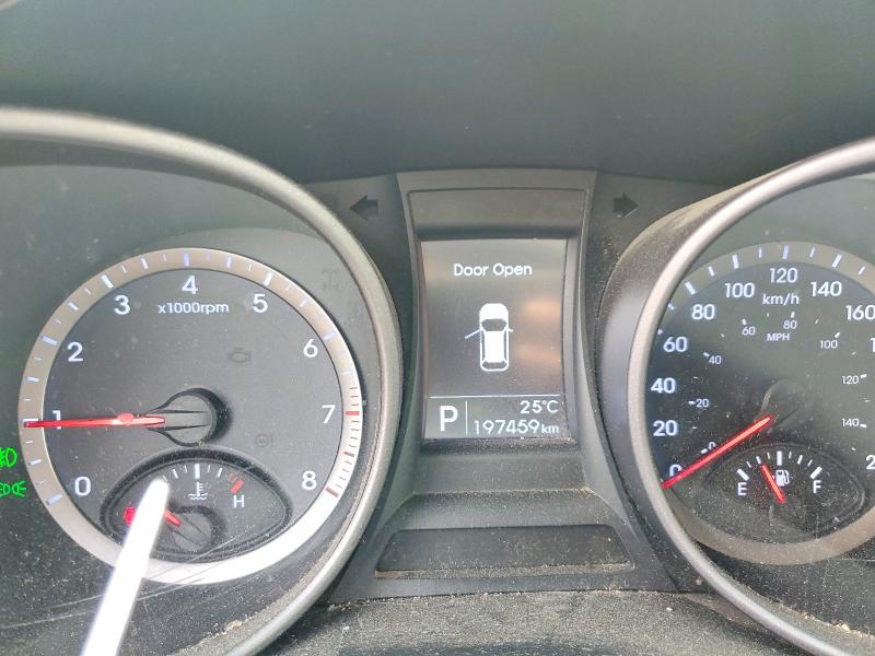 2016 Hyundai Santa fe VIN 5XYZU3LB5GG328240 COPART salvage auction — REAR END, On - Permit Salvage, sold $175 on 2026-07-28 (photo 9)