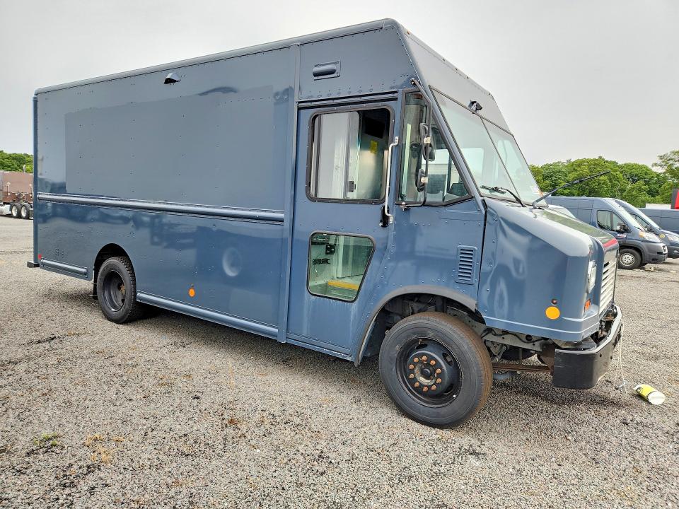 2021 Ford F59 VIN 1F65F5KN2M0A01573 COPART salvage auction — MINOR DENT/SCRATCHES, Ma - Certificate Of Title, sold $14,200 on 2026-07-28 (photo 4)