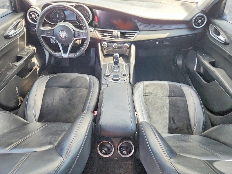 2018 Alfa romeo Giulia VIN ZARFAEBN8J7566032 COPART salvage auction — FRONT END, Tx - Certificate Of Title, sold $3,650 on 2026-07-30 (photo 8)