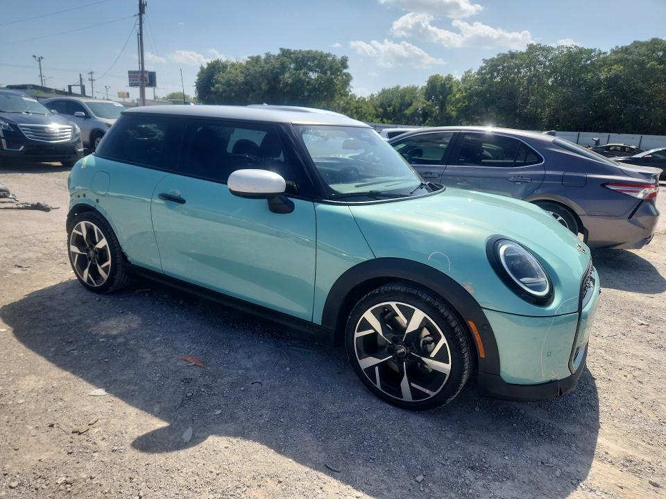 2025 Mini Cooper VIN WMW23GD05S2W65449 COPART salvage auction — SIDE, OK - CERT OF TITLE-SALVAGE, sold $6,500 on 2026-08-04 (photo 4)