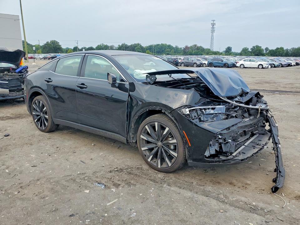 2025 Toyota Crown VIN JTDAFAAF7S3011803 COPART salvage auction — FRONT END, Va - Cert Of Title - Salvage, sold $14,200 on 2026-09-02 (photo 4)