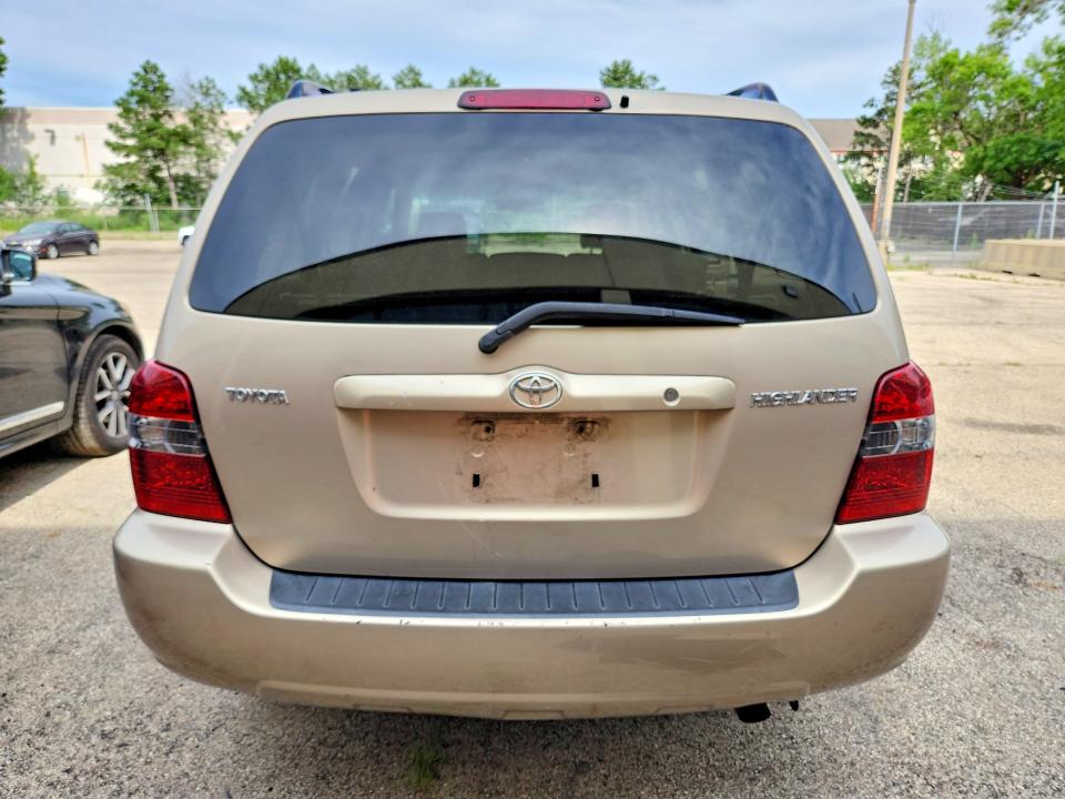 2004 Toyota Highlander VIN JTEDD21A440075004 COPART salvage auction — MECHANICAL, In - Certificate Of Title, sold $1,100 on 2026-07-27 (photo 6)