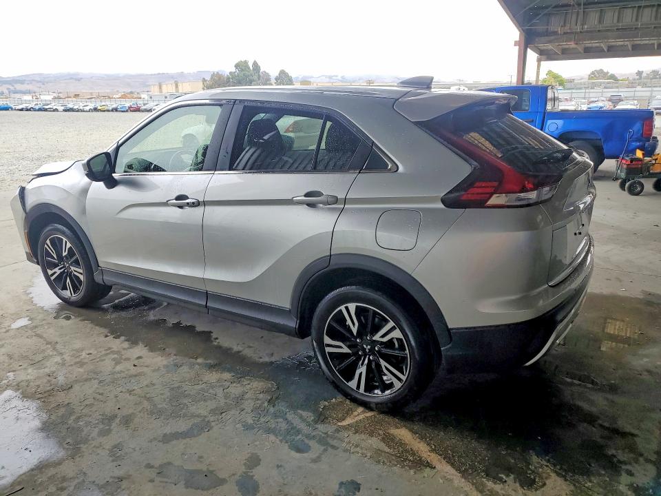 2025 Mitsubishi ECLIPSE VIN JA4ATWAAXSZ012266 COPART salvage auction — FRONT END, WA - VEHICLE CERT OF OWNERSHIP-TITL (P), sold $4,700 on 2026-07-13 (photo 2)