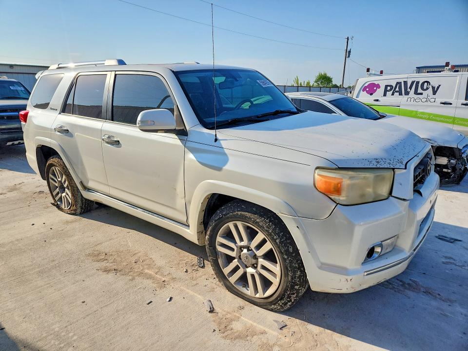 2010 Toyota 4runner VIN JTEZU5JR5A5002025 COPART salvage auction — FRONT END, TX - SALVAGE VEHICLE TITLE, sold $1,250 on 2026-07-28 (photo 4)