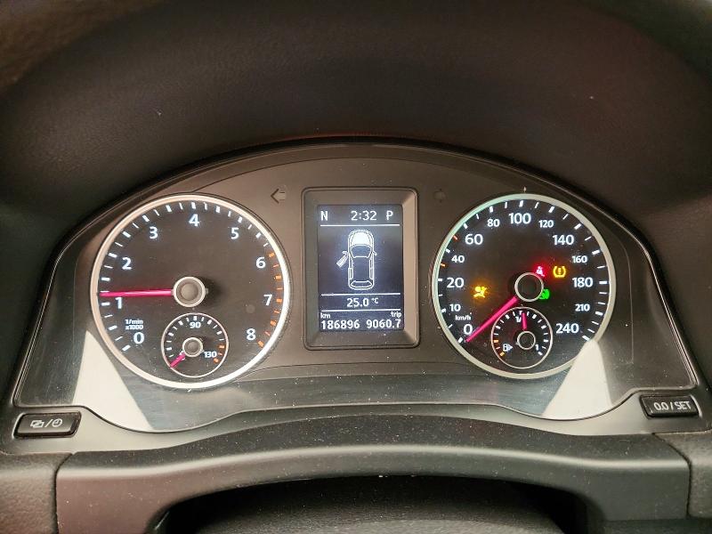 2017 Volkswagen Tiguan VIN WVGLV7AX8HK010046 COPART salvage auction — FRONT END, ON - PERMIT NO BRAND - UNFIT, sold $3,050 on 2026-08-04 (photo 9)