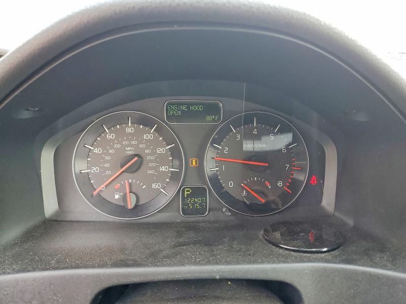 2008 Volvo C70 VIN YV1MC67208J044423 COPART salvage auction — REAR END, Pa - Certificate Of Salvage, sold $2 on 2026-08-05 (photo 9)