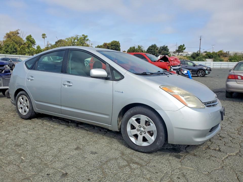 2008 Toyota Prius VIN JTDKB20U983302558 COPART salvage auction — VANDALISM, CA - SALVAGE CERTIFICATE, sold $1,850 on 2026-07-10 (photo 4)