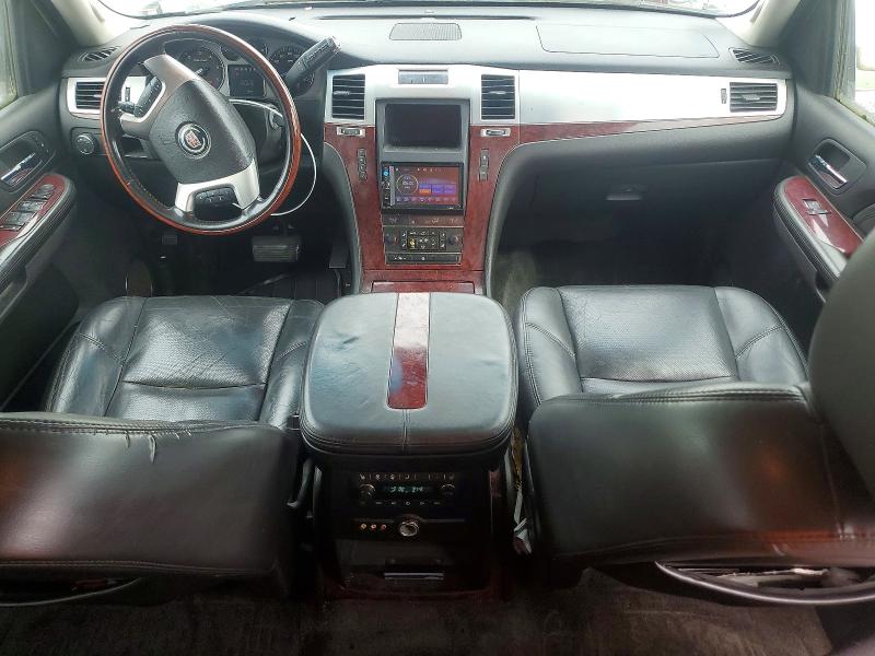 2007 Cadillac Escalade VIN 1GYFK63827R183796 COPART salvage auction — MECHANICAL, MA - CERTIFICATE OF TITLE, sold $375 on 2026-07-16 (photo 8)