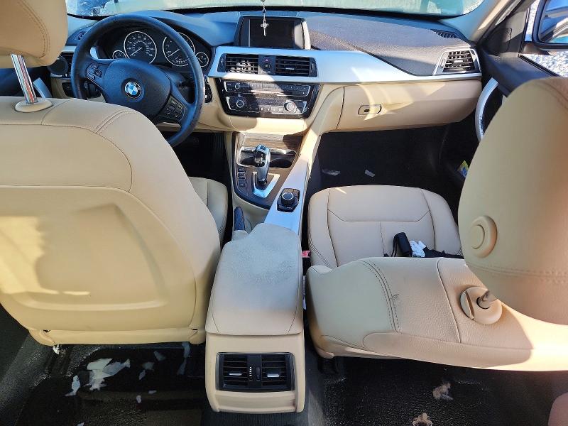 2017 BMW VIN WBA8E1G3XHNU15655 COPART salvage auction — WATER/FLOOD, Fl - Cert Of Title-Slvg Rebld Flood, sold $350 on 2026-08-05 (photo 8)