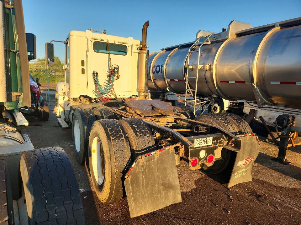 2007 Freightliner Columbia VIN 1FUJA6CG67LX74543 COPART salvage auction — MECHANICAL, OH - CERTIFICATE OF TITLE, sold $6,600 on 2026-09-15 (photo 2)