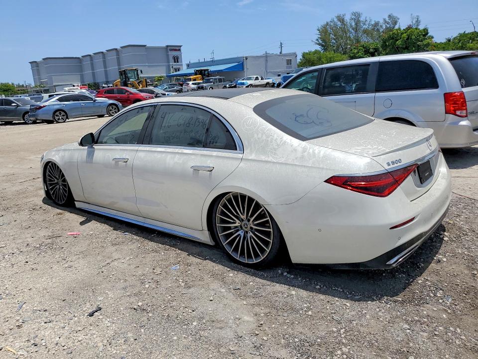 2022 Mercedes-benz S-klasse VIN W1K6G6DB0NA160147 COPART salvage auction — MINOR DENT/SCRATCHES, Fl - Cert Of Title-Salvage Theft, sold $18,200 on 2026-07-28 (photo 2)