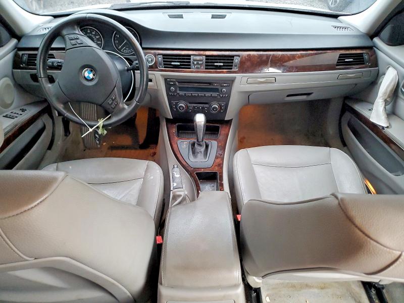2011 BMW 3 series VIN WBAPH5C58BA446340 COPART salvage auction — MINOR DENT/SCRATCHES, Nj - Certificate Of Title, sold $375 on 2026-07-31 (photo 8)