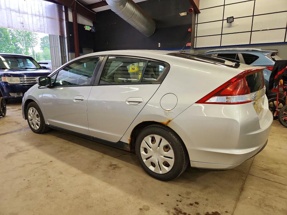 2014 Honda Insight VIN JHMZE2H50ES000191 COPART salvage auction — MINOR DENT/SCRATCHES, Nh - Certificate Of Title, sold $1,400 on 2026-07-30 (photo 2)