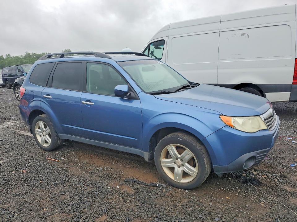 2009 Subaru Forester VIN JF2SH64679H705381 COPART salvage auction — MINOR DENT/SCRATCHES, NJ - CERTIFICATE OF TITLE, sold $750 on 2026-07-28 (photo 4)