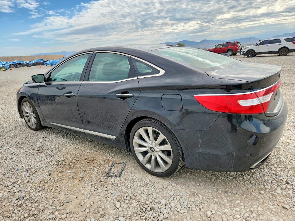 2014 Hyundai Azera VIN KMHFH4JG6EA413818 COPART salvage auction — MINOR DENT/SCRATCHES, Ut - Dealer Only Clean Title, sold $150 on 2026-09-22 (photo 2)
