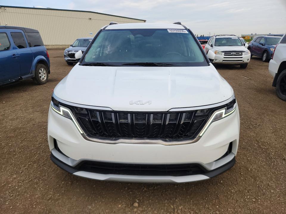 2023 Kia Carnival VIN KNDNB5H39P6293240 COPART salvage auction — SIDE, AB - BOS - SALVAGE, sold $6,000 on 2026-07-28 (photo 5)