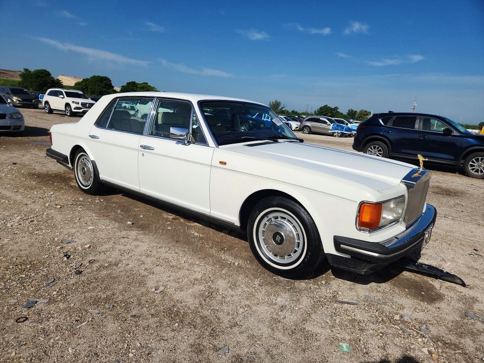 1995 Rolls-royce Silver dawn VIN SCAZA02C2SCX55350 COPART salvage auction — MINOR DENT/SCRATCHES, Ga - Certificate Of Title (P), sold $7,700 on 2026-09-01 (photo 4)