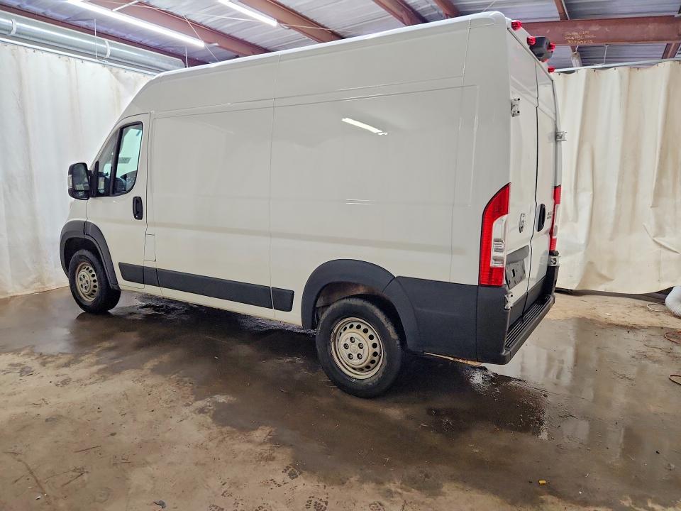 2025 Ram Promaster 2500 VIN 3C6LRVCG5SE512010 COPART salvage auction — MINOR DENT/SCRATCHES, OK - CERTIFICATE OF TITLE (P), sold $10 on 2026-08-03 (photo 2)