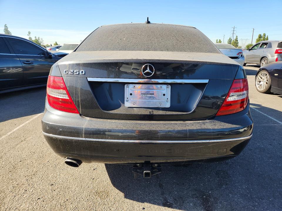 2012 Mercedes-benz C-klasse VIN WDDGF4HB0CR235773 COPART salvage auction — MINOR DENT/SCRATCHES, In - Dis/Dlr/Exp Only Clean Title, sold $525 on 2026-08-13 (photo 6)