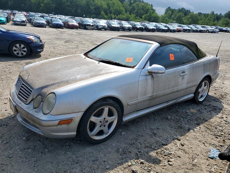 2002 Mercedes-benz Clk-class VIN WDBLK70G62T103758 COPART salvage auction — MINOR DENT/SCRATCHES, MA - CERTIFICATE OF TITLE, sold $100 on 2026-07-30 (photo 1)