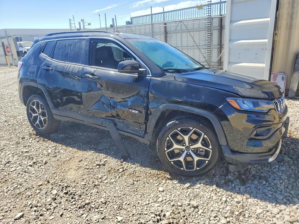 2025 Jeep Compass VIN 3C4NJDCNXST578369 COPART salvage auction — FRONT END, CA - SALVAGE CERTIFICATE, sold $4,000 on 2026-07-27 (photo 4)