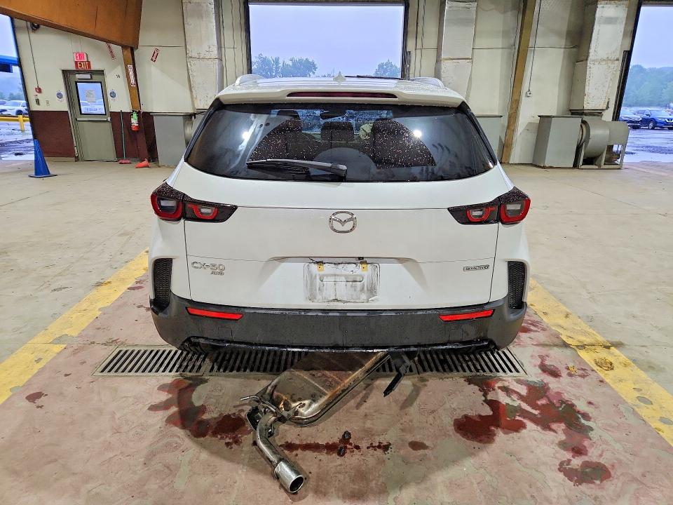 2025 Mazda Cx-50 VIN 7MMVABEMXSN394137 COPART salvage auction — FRONT END, NY - CERTIFICATE OF TITLE, sold $9,900 on 2026-07-28 (photo 6)