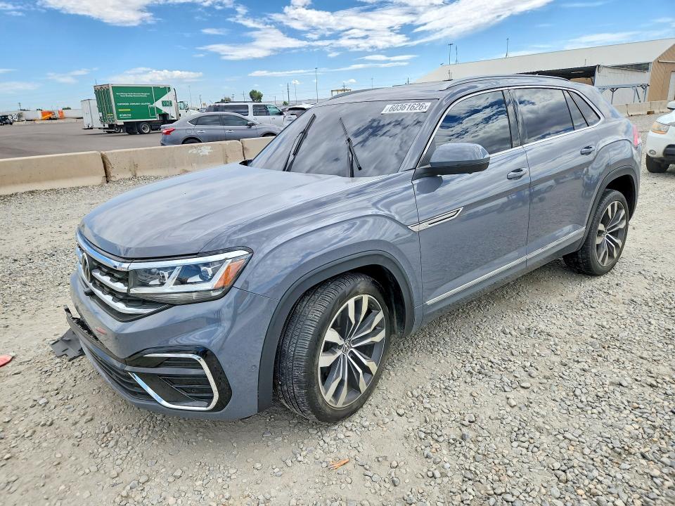 2021 Volkswagen Atlas VIN 1V2FE2CA4MC234883 — COPART salvage auction photo