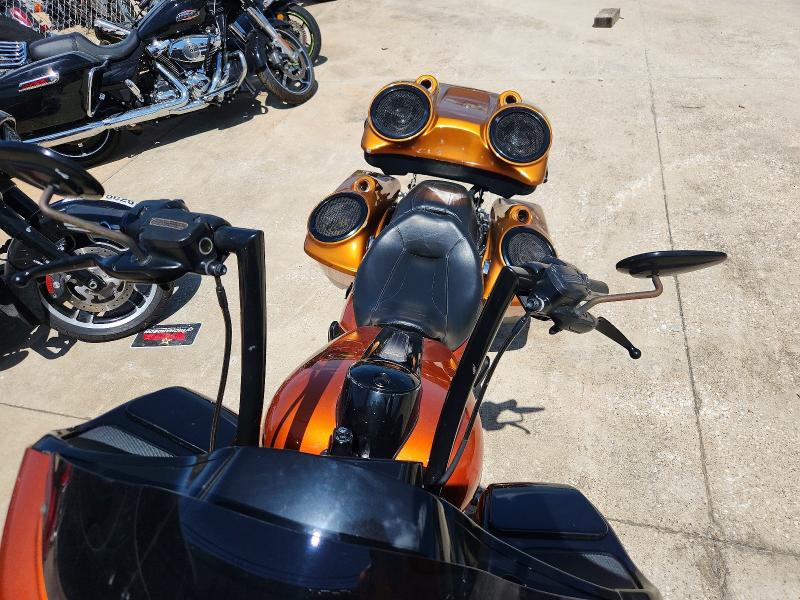 2019 Harley-Davidson fl VIN 1HD1KTP13KB601021 COPART salvage auction — SIDE, Tx - Salvage Vehicle Title (P), sold $15,200 on 2026-09-21 (photo 5)