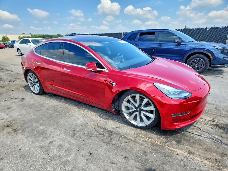 2018 Tesla Model 3 VIN 5YJ3E1EA8JF155016 COPART salvage auction — SIDE, Fl - Cert Of Title Slvg Rebuildable, sold $20 on 2026-07-30 (photo 4)