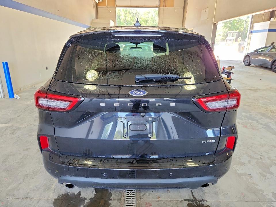 2023 Ford Escape VIN 1FMCU9MN0PUB39331 COPART salvage auction — STRIPPED, Va - Cert Of Title - Salvage, sold $7,600 on 2026-08-21 (photo 6)