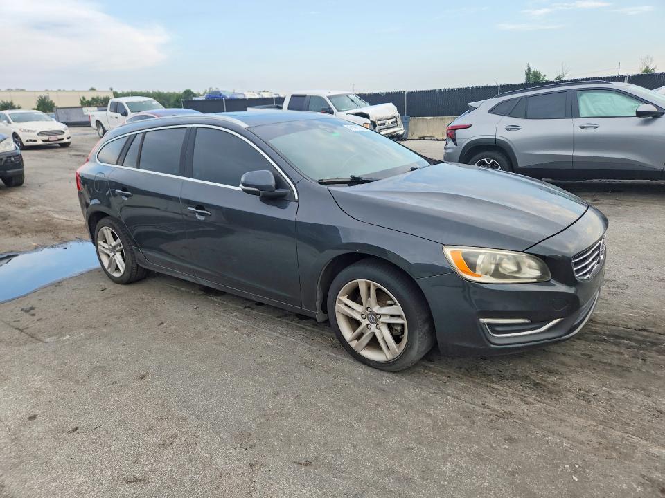 2015 Volvo V60 VIN YV126MEB2F1199574 COPART salvage auction — MINOR DENT/SCRATCHES, Fl - Certificate Of Title (P), sold $250 on 2026-07-21 (photo 4)