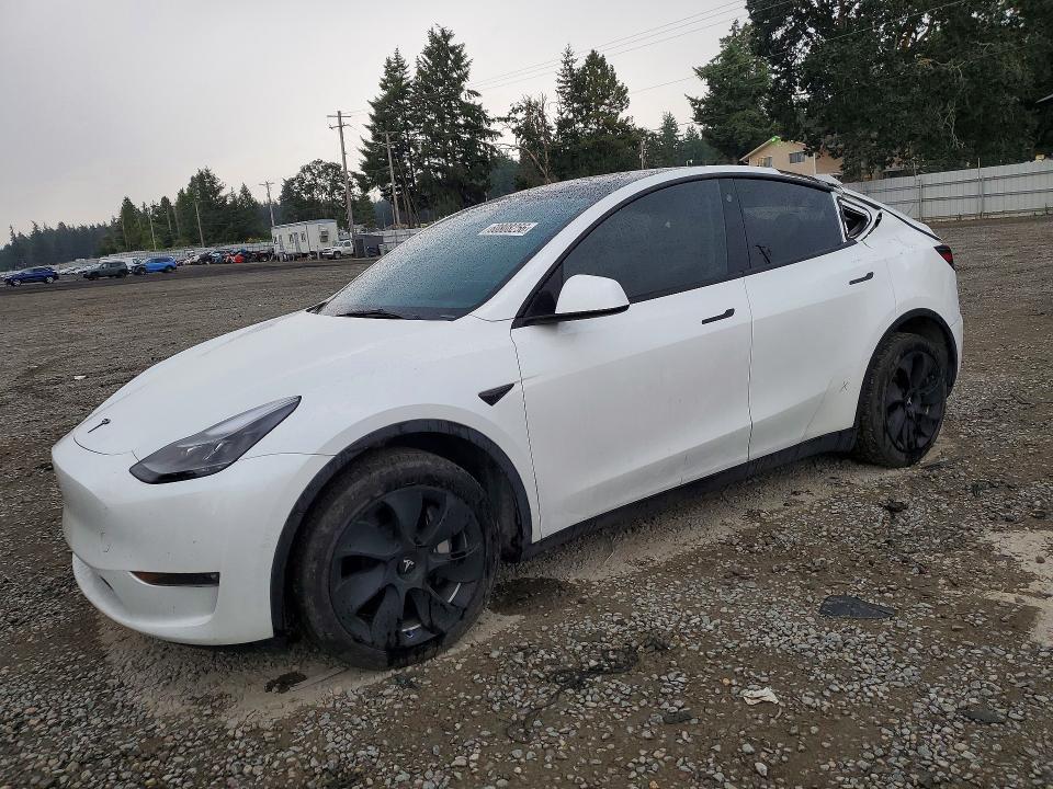 2023 Tesla Model y VIN 7SAYGDEEXPF682572 COPART salvage auction — REAR END, Salvage Title, sold $2,600 on 2026-07-21 (photo 1)