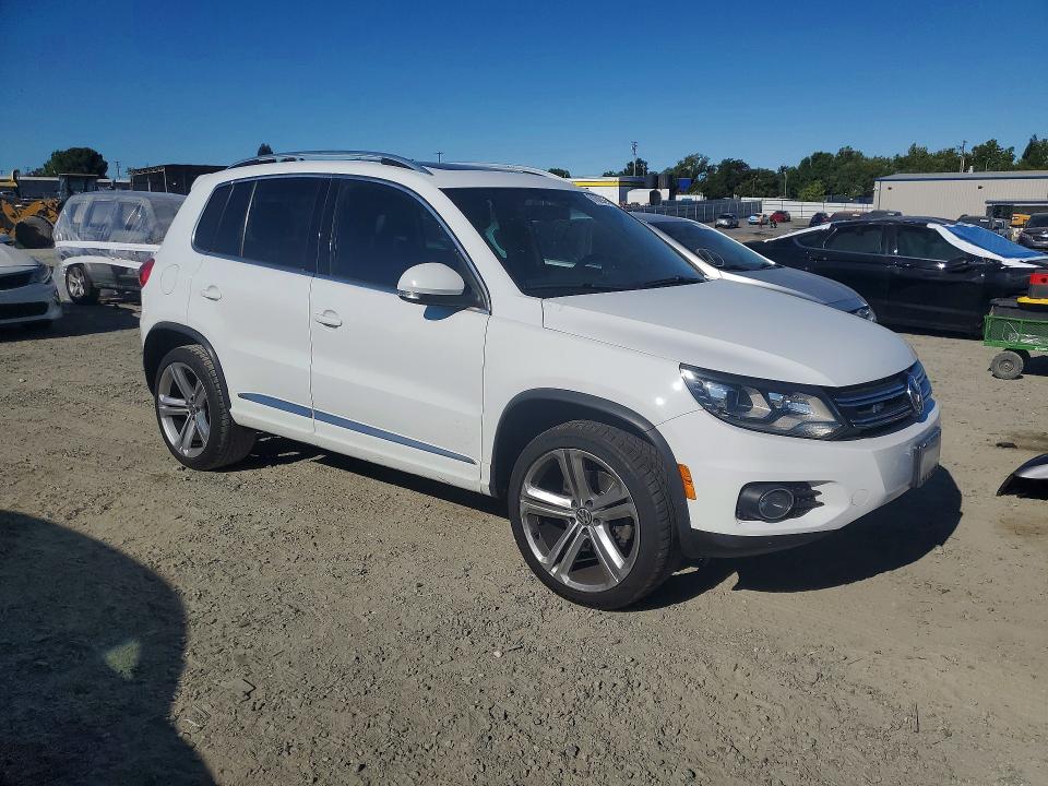 2014 Volkswagen Tiguan VIN WVGAV3AXXEW103879 COPART salvage auction — MECHANICAL, Ca - Dis/Dlr/Exp Only Clean Title, sold $15 on 2026-08-05 (photo 4)