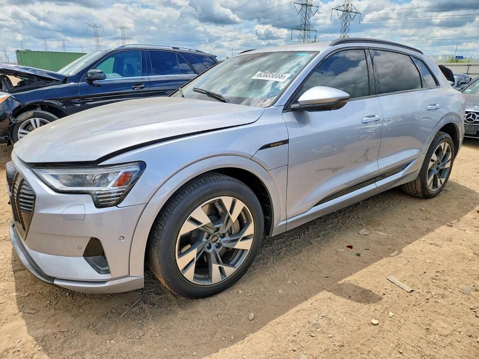 2022 Audi E-tron VIN WA1AAAGE8NB047453 — COPART salvage auction photo