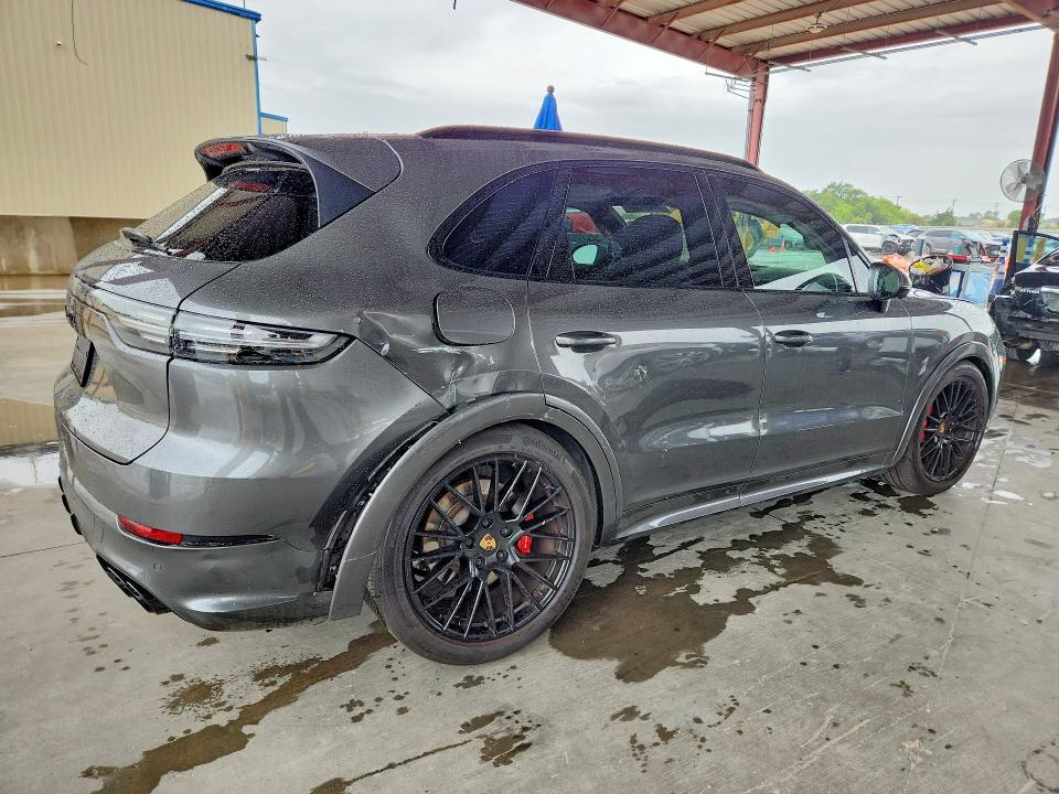 2021 Porsche Cayenne VIN WP1AG2AY1MDA33179 COPART salvage auction — Rear End, Sv - Salvage Title, sold $24,600 on 2026-09-24 (photo 3)