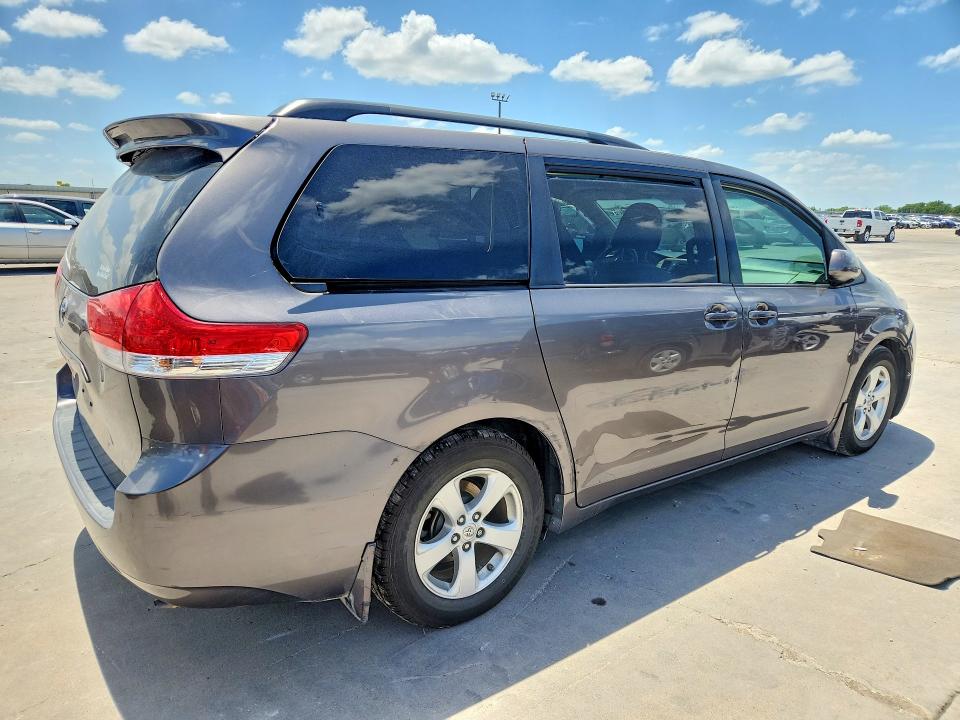 2014 Toyota VIN 5TDKK3DC6ES424554 COPART salvage auction — WATER/FLOOD, Tx - Salvage Title-Flood Damage, sold $1,250 on 2026-07-20 (photo 3)
